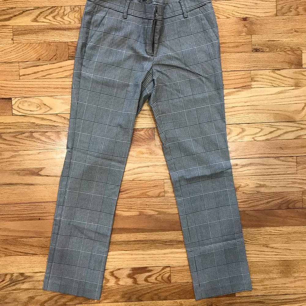 Plaid trousers! Size 8